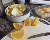 Foto del paso 2 de la receta: Cáscaras de naranjas o pomelos