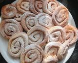 Foto del passaggio 1 della ricetta Stelle filanti dolci