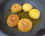 Foto langkah ke 7 dari resep Donat labu kuning.