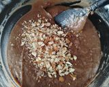 A picture of step 4 of Eggless Banana walnut cake.