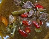 Foto langkah ke 5 dari resep Asem Asem Daging Pedas.