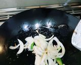 Foto langkah ke 3 dari resep Tahu tumis ayam taoco.