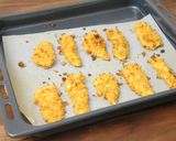 Mézes-mustáros csirkemell kukoricapehely bundában recept fázis 5 fotója