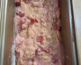 A picture of step 4 of Strawberry Bread.