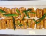 A picture of step 13 of Tofu sandwich with pork and prawn.