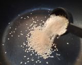 A picture of step 2 of UAE Tahini Sauce.