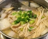 蘿蔔鱸魚金針菇湯的食譜步驟6照片