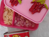 Tumis pare sosis ayam