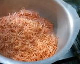 A picture of step 2 of Gajar ka Halwa.