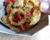 Foto langkah ke 4 dari resep Crispy Onion Rings.