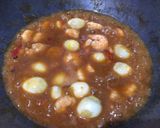 Foto langkah ke 3 dari resep Udang asam manis dengan telur puyuh.