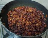 A picture of step 5 of Rajma Paneer Bharwa (stuffed) Paratha.