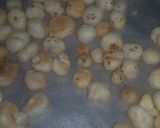 A picture of step 2 of Phool makhana ki kheer.