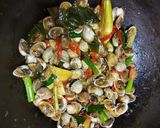 Foto langkah ke 4 dari resep Kerang dara saus tiram.
