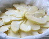 Foto del paso 5 de la receta: Tarta de manzana sin harina y sin azúcar