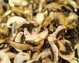 Foto del paso 3 de la receta: Lomo al strogonoff acompañado de arroz blanco