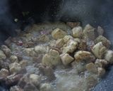 Foto del paso 6 de la receta: Sofrito de pollo y vacuno