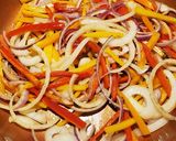 A picture of step 2 of Chicken Ropa Vieja.