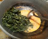 Foto langkah ke 7 dari resep Sayur daun singkong+ikan teri alaKu.