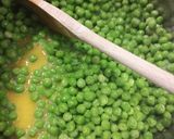 Egyszerű zöldborsó főzelék recept fázis 1 fotója