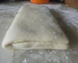 Foto del paso 3 de la receta: Pastelitos criollos de dulce, hojaldre y con baño de almíbar