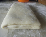 Foto del paso 3 de la receta: Pastelitos criollos de dulce, hojaldre y con baño de almíbar