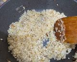 A picture of step 4 of Seafood Pan Rice.
