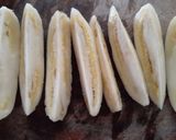 A picture of step 1 of Banana Spring Rolls (Chả giò chuối).