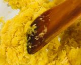 A picture of step 2 of Pumpkin Halwa.