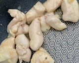 รูปขั้นตอนการทำที่ 2 ของ ก๋วยเตี๋ยวแห้งไก่