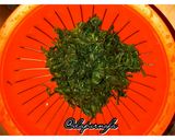 Foto langkah ke 3 dari resep 04. Sayur Bening Daun Singkong.