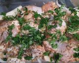 Foto del paso 2 de la receta: Muslitos al horno