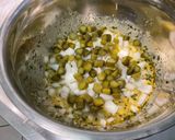 Une image de l'étape 11 de Salade marinée de pommes de terre aux harengs fumés, oignons et cornichons.