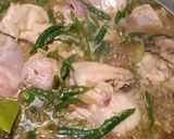 Foto langkah ke 3 dari resep Ayam kecap cabe hijau.