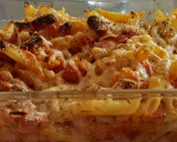 Foto del paso 4 de la receta: Macarrones con salchichas de pavo, tomate y queso 🍝