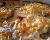Sajtos-tejszínes kukoricás csirkemell héjában sült krumplival recept fázis 3 fotója