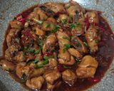 Foto langkah ke 4 dari resep 27. Ayam saos asam manis.