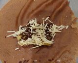 Foto langkah ke 4 dari resep Dadar Gulung Pisang Cokelat Keju.