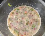 A picture of step 4 of Egg vegetable muffins.