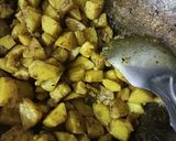 A picture of step 3 of Jeera aloo.