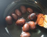 A picture of step 8 of Milk Powder Kala Jamun.