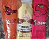 รูปขั้นตอนการทำที่ 1 ของ เดวิล 🥚 ซอส 🌶️ 🍅 Mayo 👿 Egg KFC Leftovers Sauce &Mayo