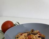 Foto del passaggio 2 della ricetta Farfalle integrali con pomodorini e melanzane