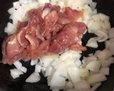 รูปขั้นตอนการทำที่ 3 ของ แกงกะหรี่หมู 🍛