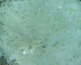 عکس مرحله 1 از دستور پیاز سرخ شده خلالی و ریز کریسپی