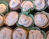 Foto del paso 8 de la receta: Meriendas con Cupcakes Rellenos de Mermelada de Arándanos