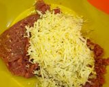 Foto langkah ke 1 dari resep Mozarella black pepper beef ball.