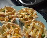 Foto langkah ke 4 dari resep Pie kari ayam.