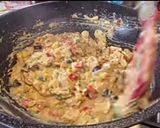 A picture of step 3 of Creamy chicken bread.