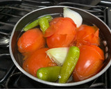 Foto del paso 3 de la receta: Chilaquiles con salsa roja